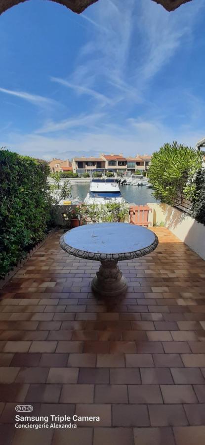 Villa Aux Capellans Sur La Marina Pour 4 Personnes - Vue Marina - Parking - Plage A 5 Min A Pied سان سيبريان المظهر الخارجي الصورة