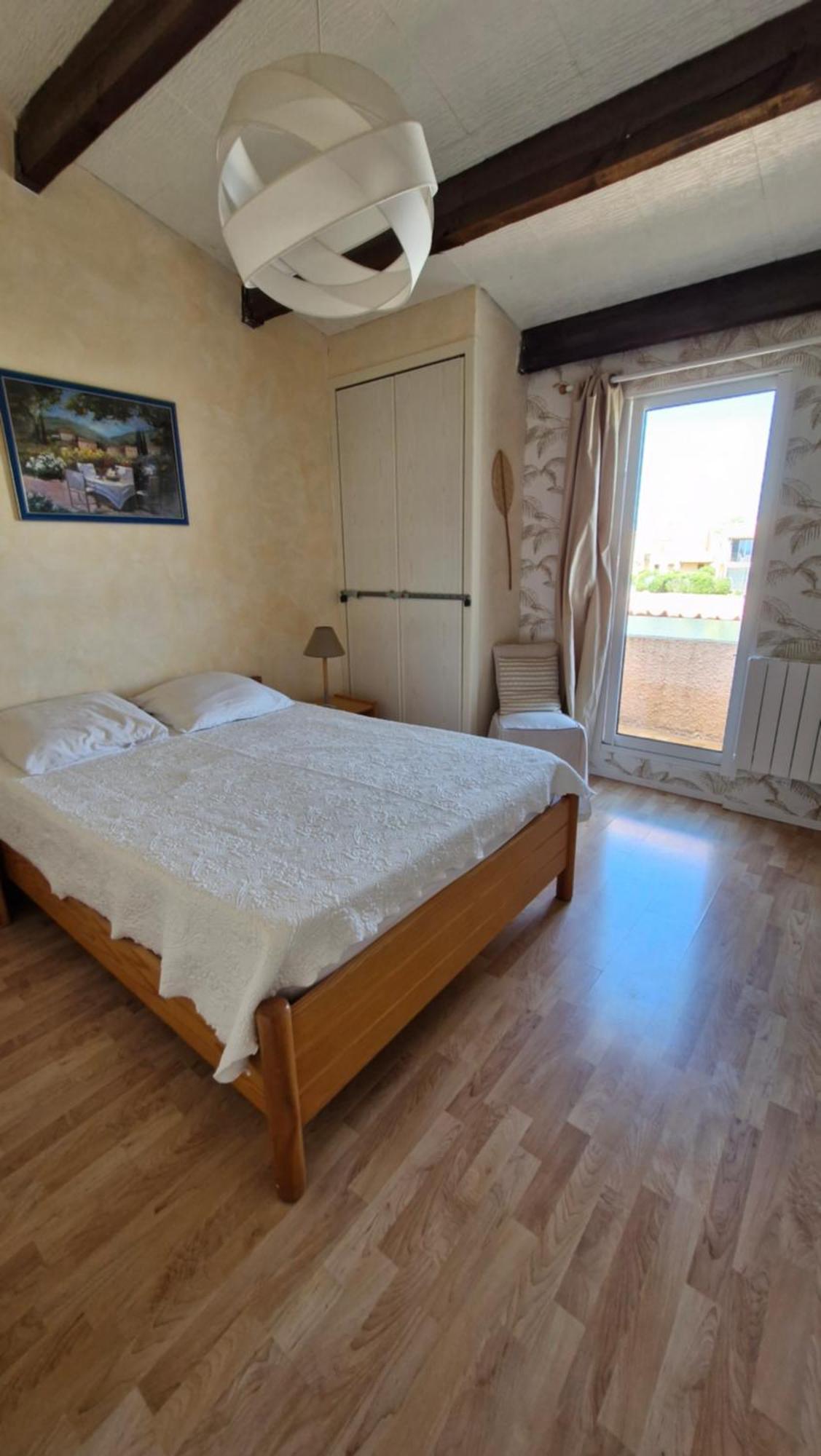 Villa Aux Capellans Sur La Marina Pour 4 Personnes - Vue Marina - Parking - Plage A 5 Min A Pied سان سيبريان المظهر الخارجي الصورة